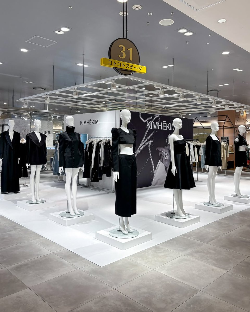 KIMHĒKIM、大阪の阪急うめだ店でPOPUPを開催中です。2/24まで