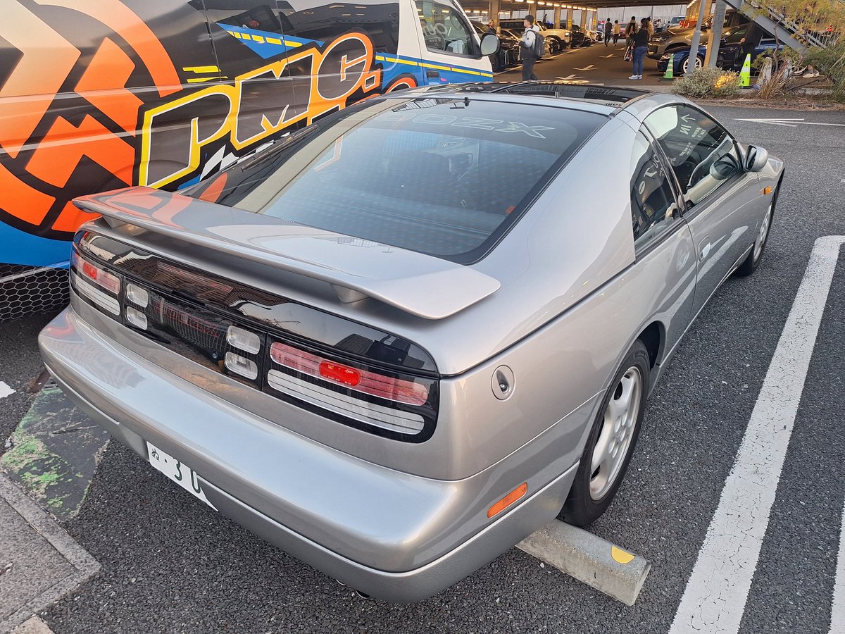 カッコ良い車が沢山😊 #APIT東雲