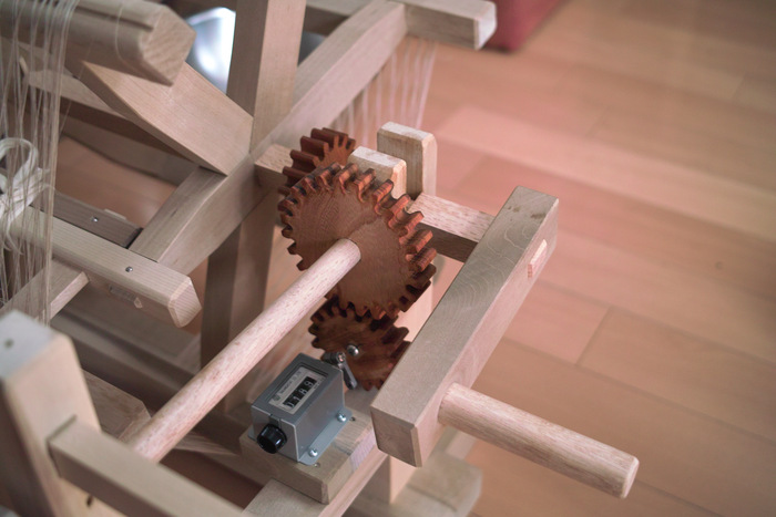 綛あげ機 : 織物 白井仁