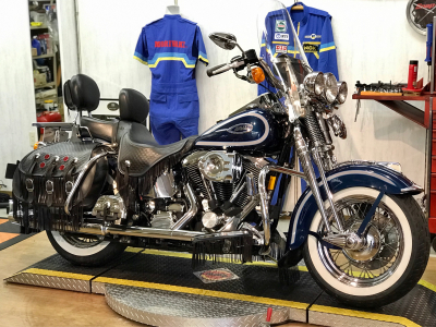 中古車両のご紹介（その6：ハーレー FLSTS ヘリテイジ スプリンガー