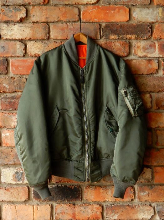 90S ALPHA INDUSTRIES INC MIL-J-82790E MA-1 FRIGHT JACKET