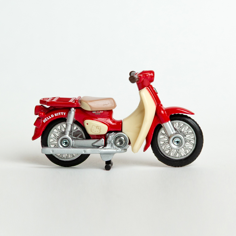 トミカスーパーカブ×HELLO KITTY発売のご案内 : バイクの横輪