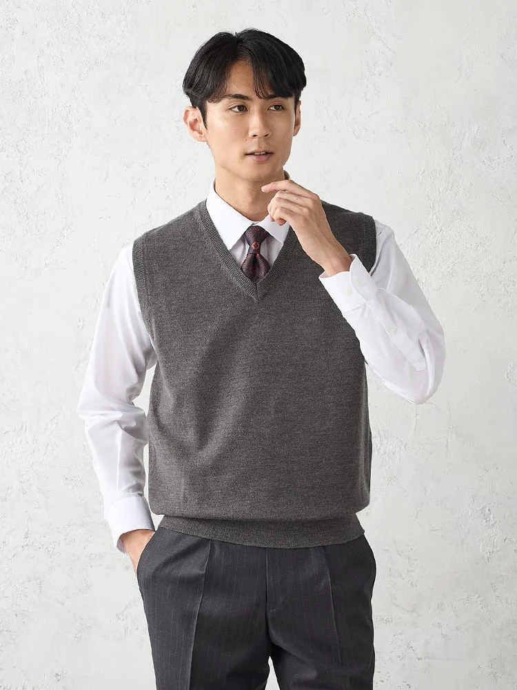 ブラック TRANS CONTINENTS BIZニット Vネックベスト ブラック/グレー