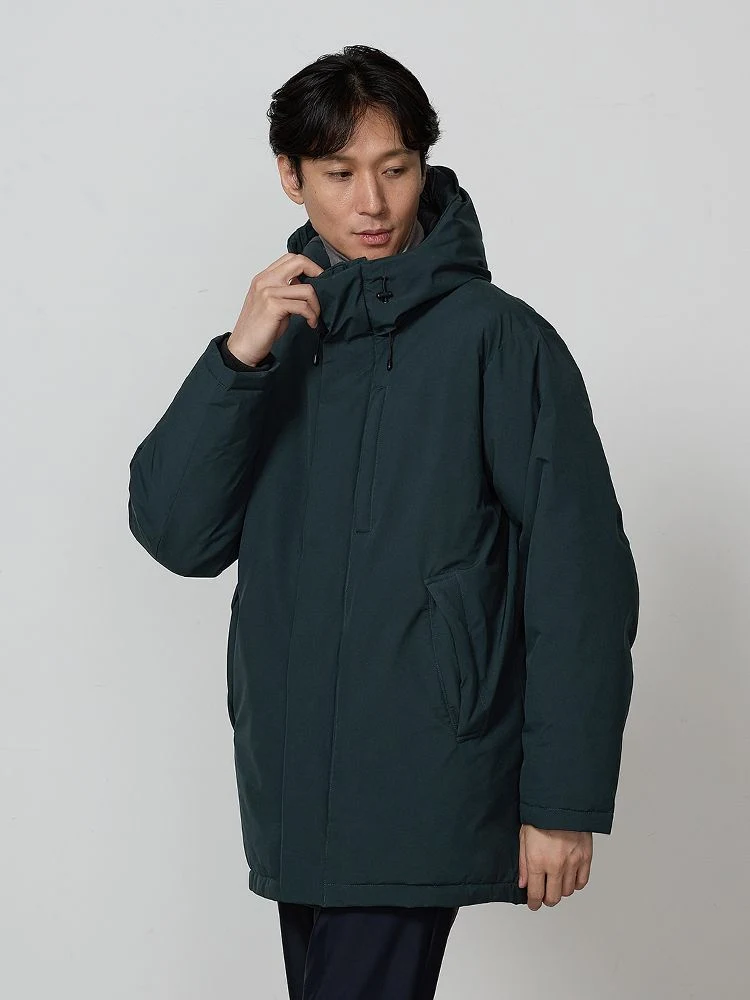 D．グリーン オールウエザーテックス フード付きハイブリッドダウン