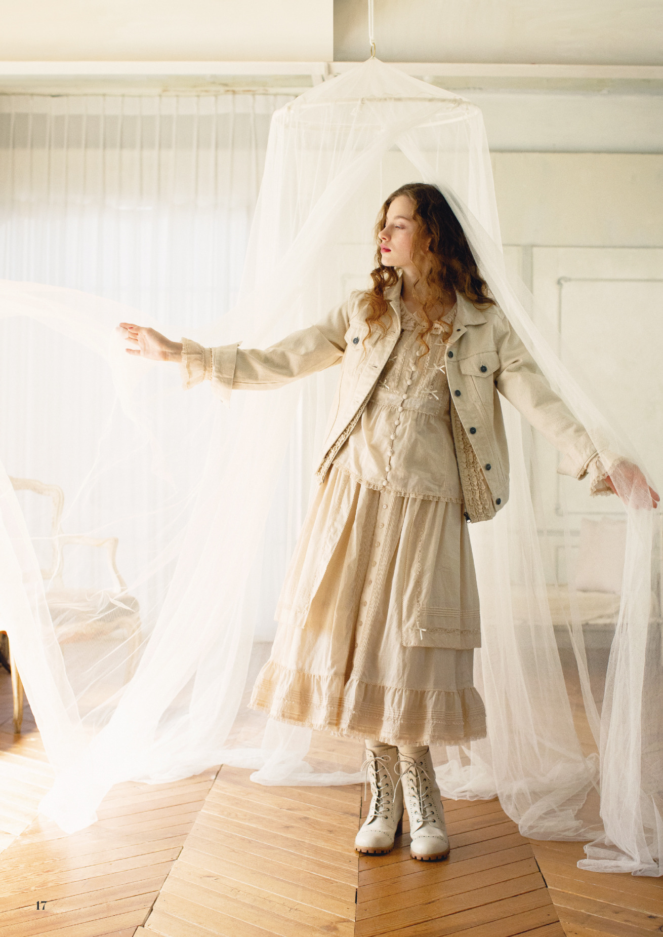 ピンクハウスのPINKHOUSE 2024 Early Springカタログ｜PINK HOUSE