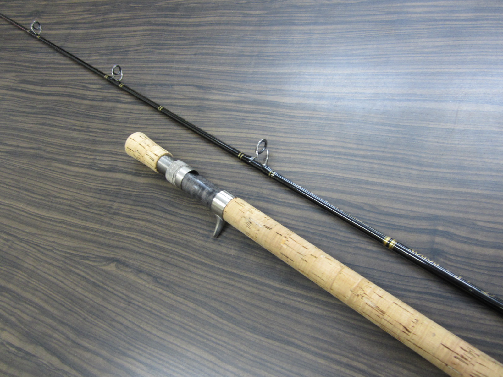 ザウルスSAURUSTS－BU53MLSトラウトロッド