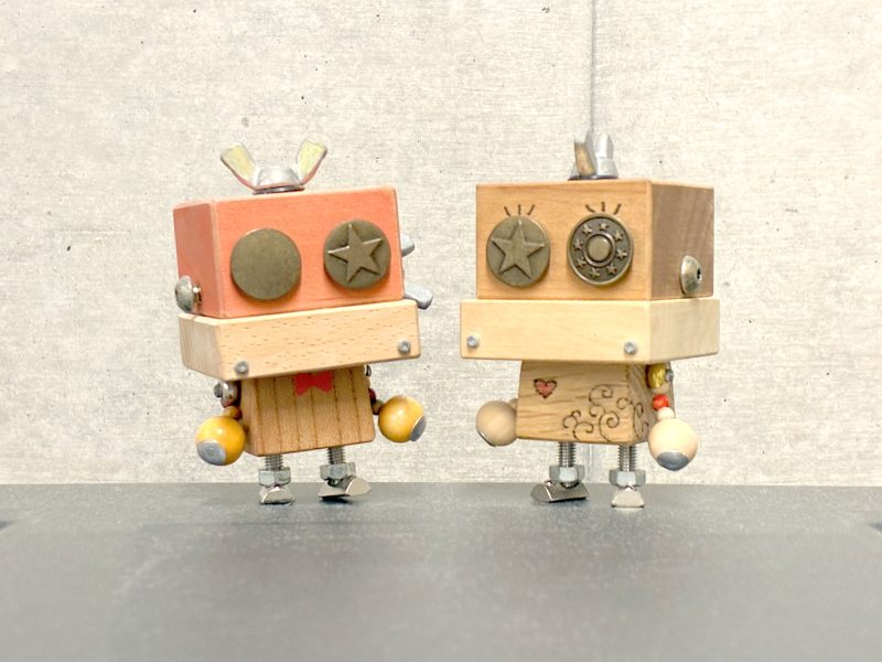 森のホール工作】木のロボット | 自然体験｜あてま 森と水辺の教室 ポポラ