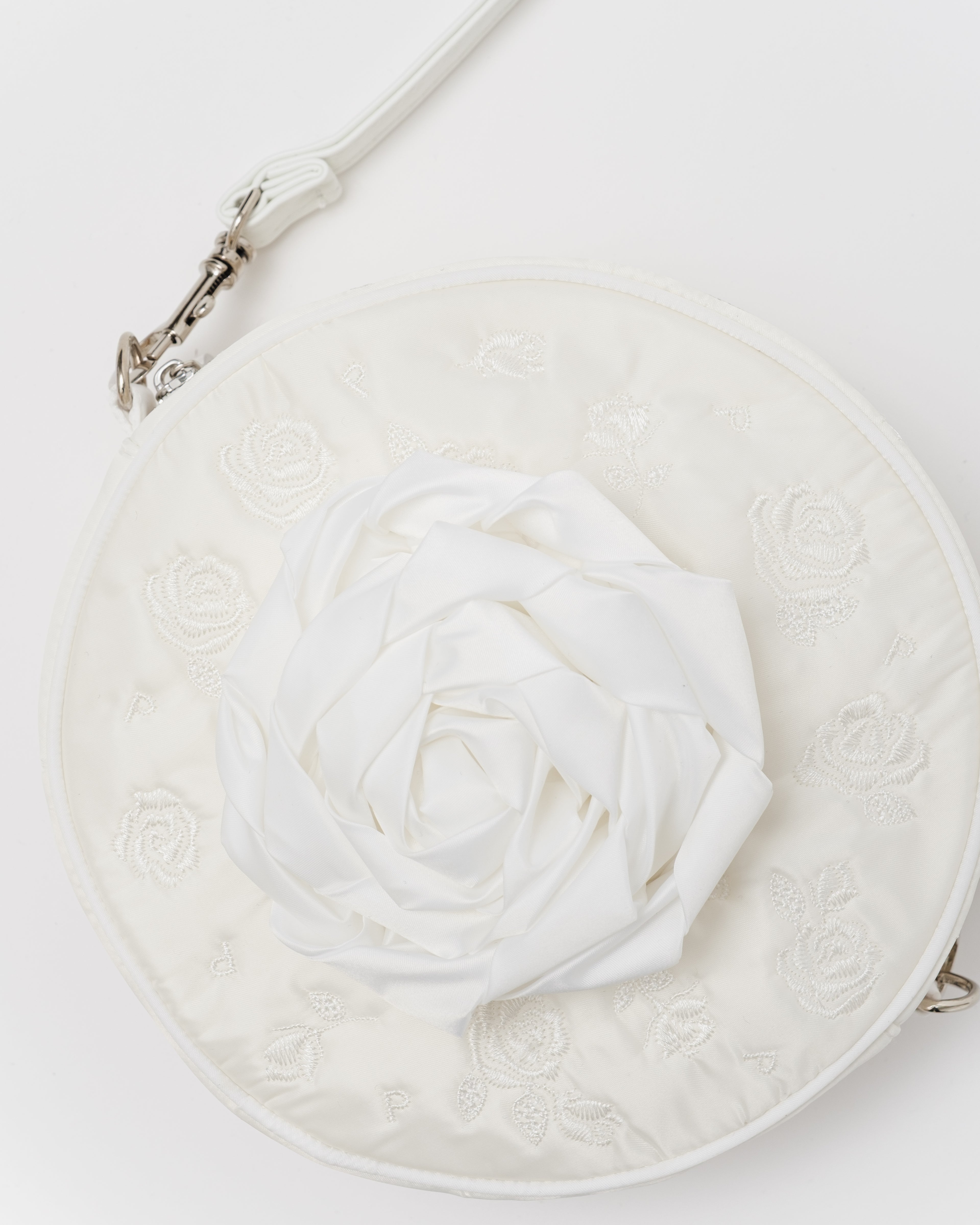 Rose cream cake bag