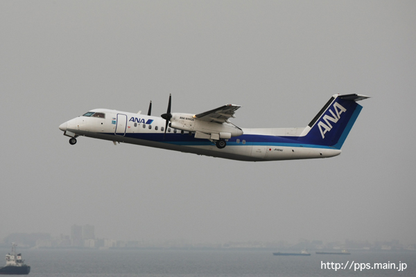 惜別 ANA DHC-8-Q300