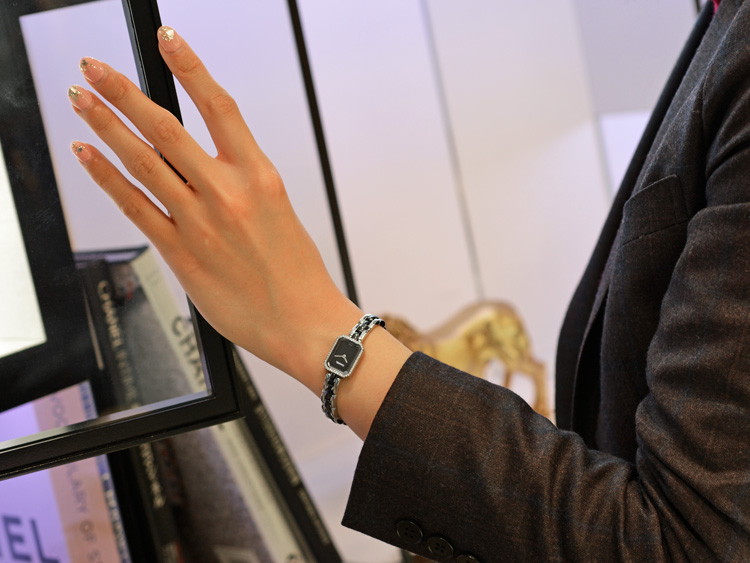 CHANEL】ブレスレット感覚で身に着ける、スタッフおすすめ時計3選
