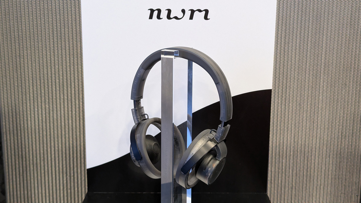 耳をふさがないオープンイヤー型ヘッドホン「nwm ONE」に新色