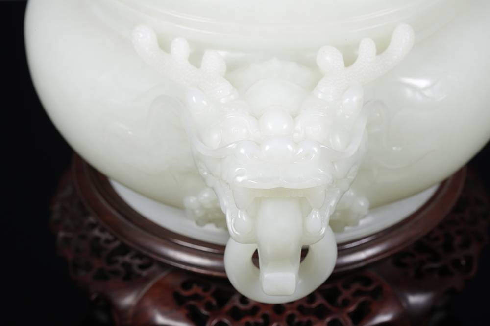 戦漢・古和田玉・高古玉彫・狩猟紋双獣耳玉瓶』極細