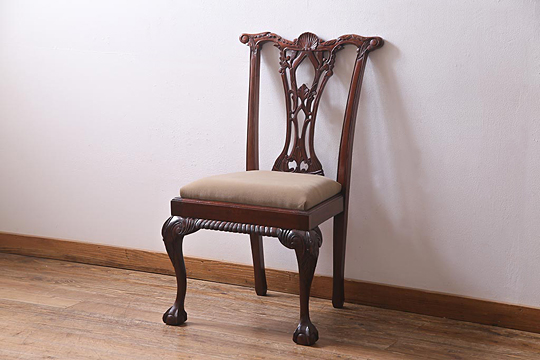 優雅なフランスアンティークチェア。おすすめデザインを一挙ご紹介