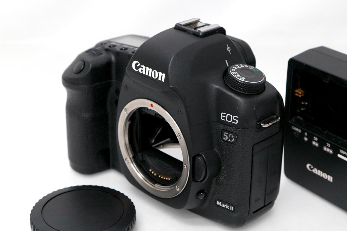EOS 5D Mark II ボディ CA01-M2899-3V2A | キヤノン | デジタル一眼