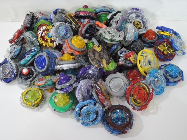 大量ベイブレード 入荷！！ | リサイクルソーコ岡山大元店