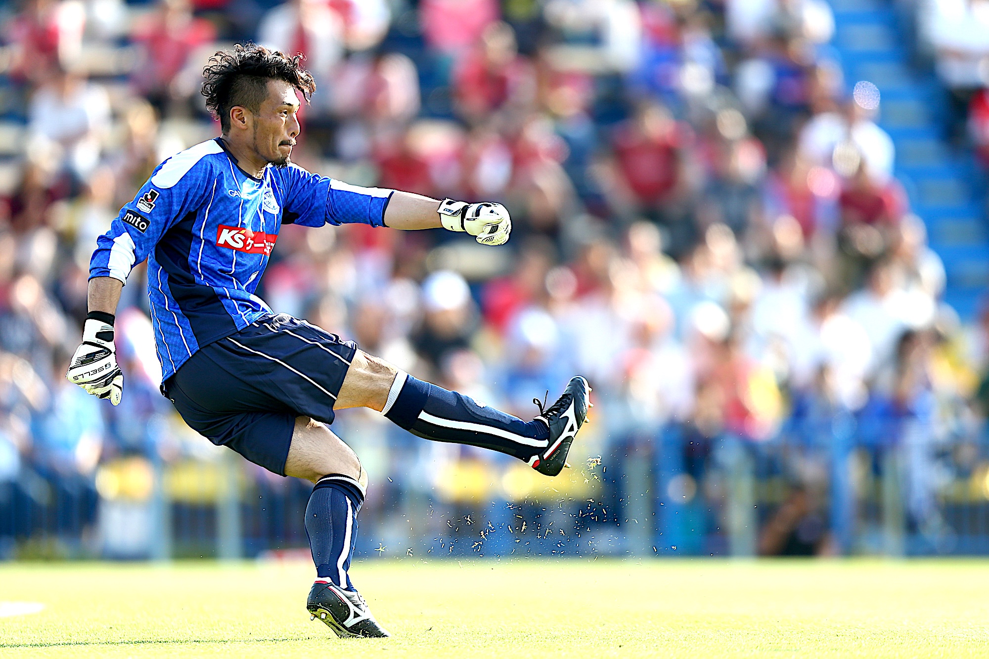 水戸ホーリーホックのプロ選手本間幸司選手金久保順選手のサイン入り