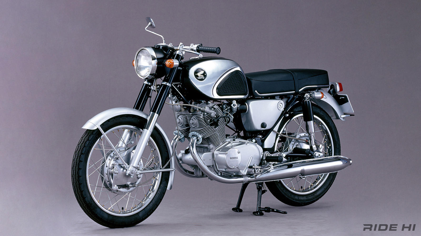 ホンダ初の世界戦略CB72の超絶マニアック仕様!?【このバイクに注目