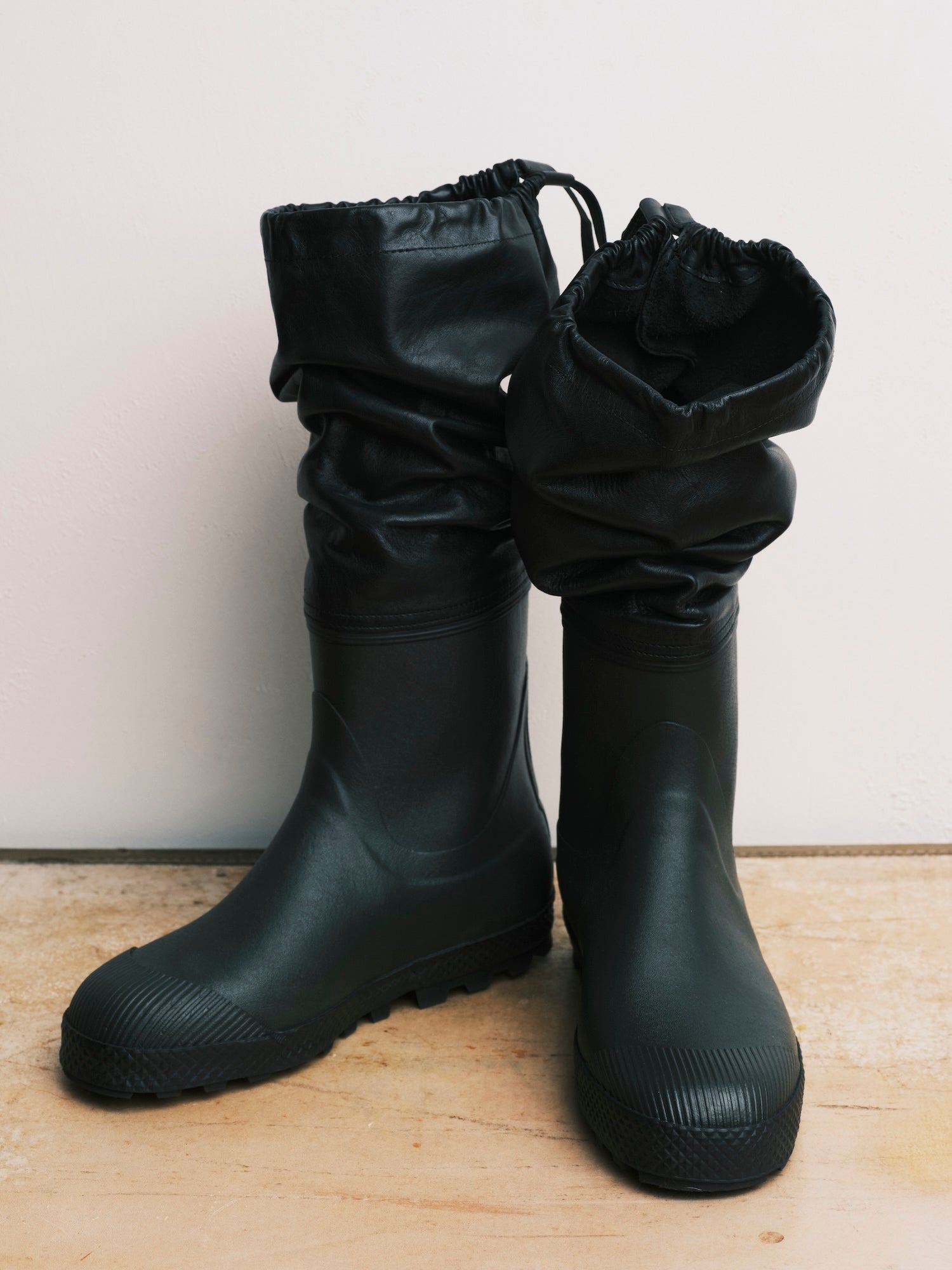 RIER / Farmer Rain Boots Forest Black Leather - Road Sign