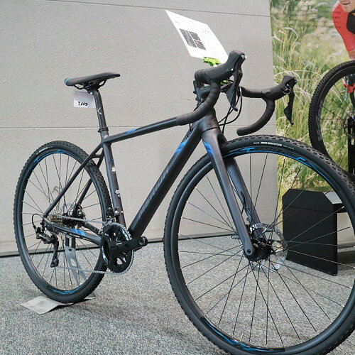 2019年モデル】MERIDA MISSION CX400。アルミ