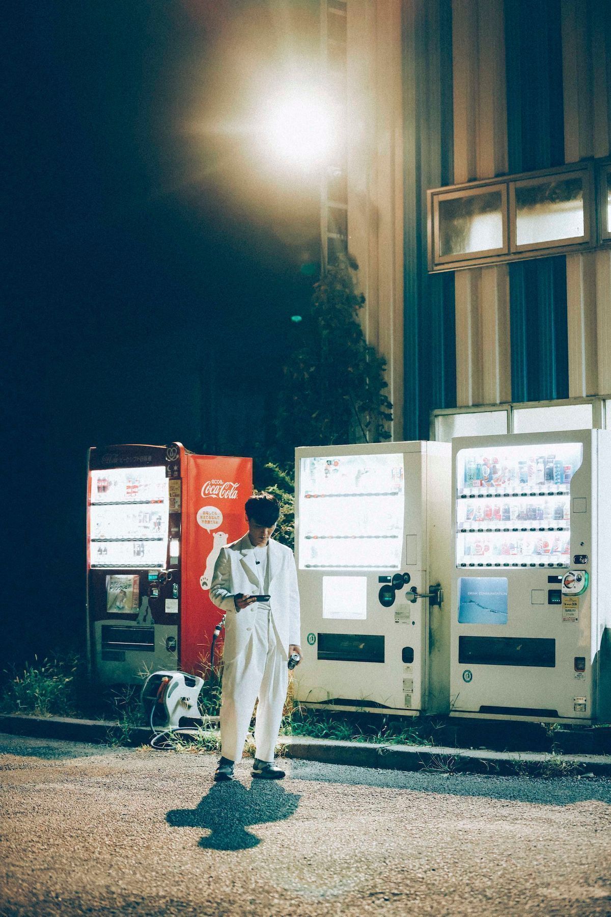 サカナクション、ライブBlu-ray/DVD 『SAKANAQUARIUM 光 ONLINE』を