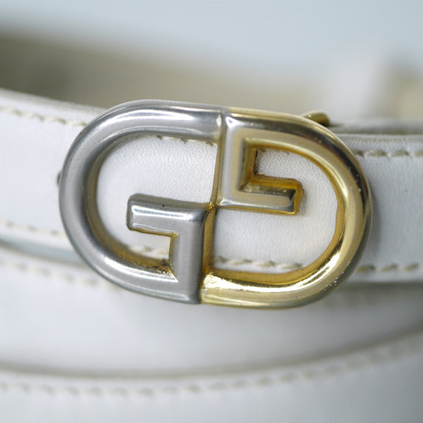 OLD Gucci GGバックル レザー細ベルト（白） – Vintage Shop Rococo