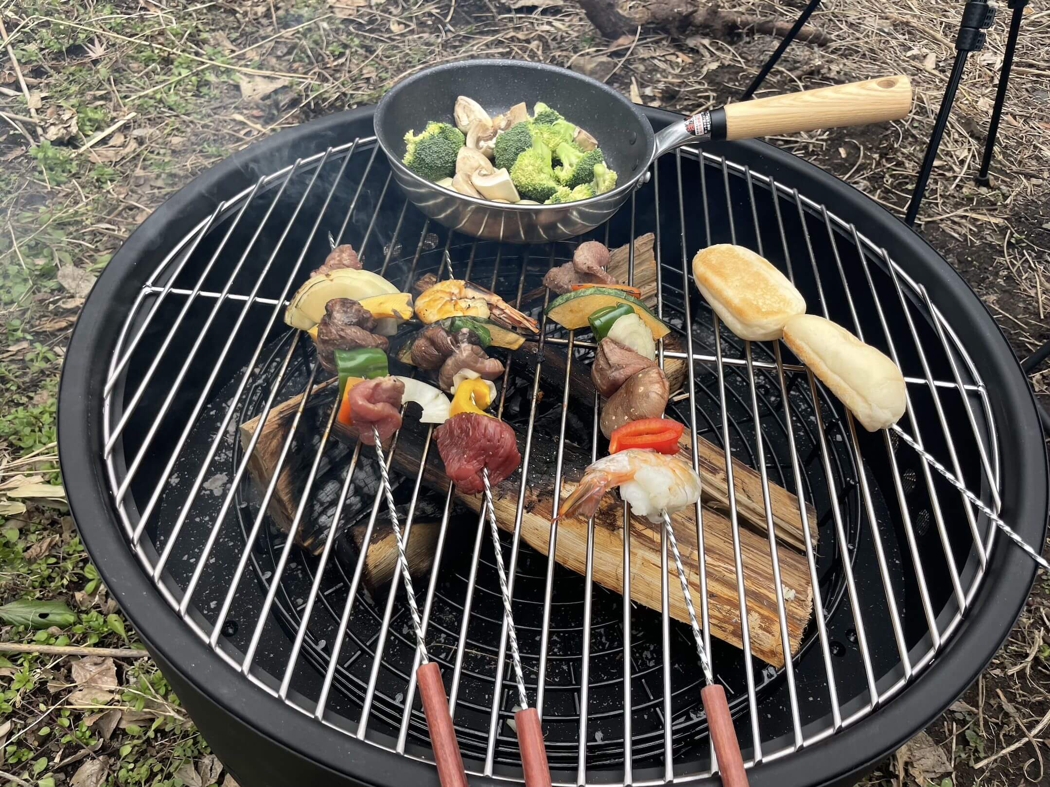 Revolver Firepit BBQグリル バーベキュー パエリアパン付き Revolver