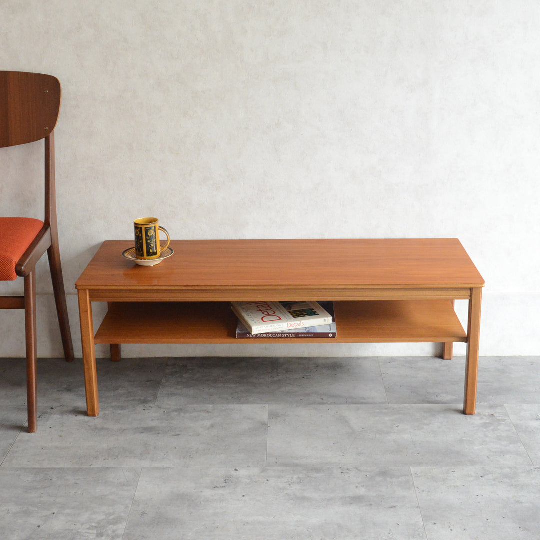 テーブル – Rowan.inc