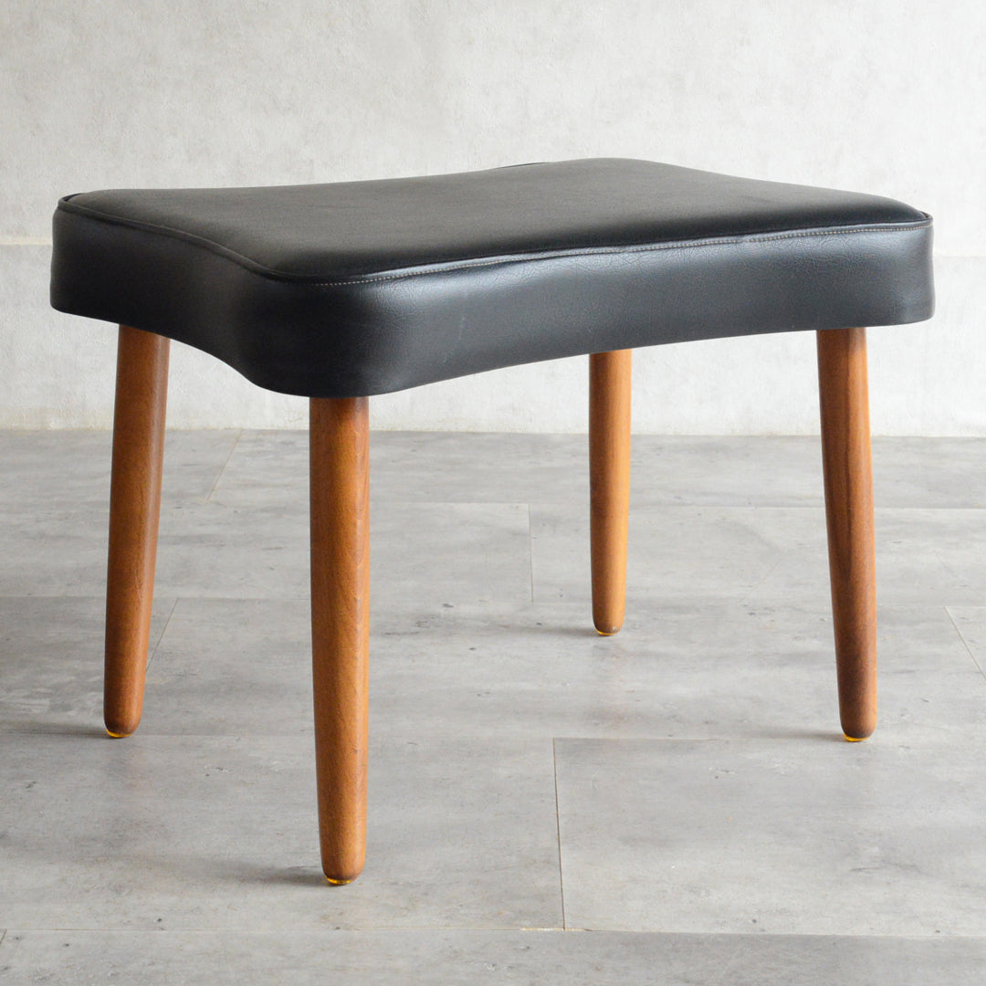 デンマークヴィンテージ オットマン/スツール P-5 – Rowan.inc