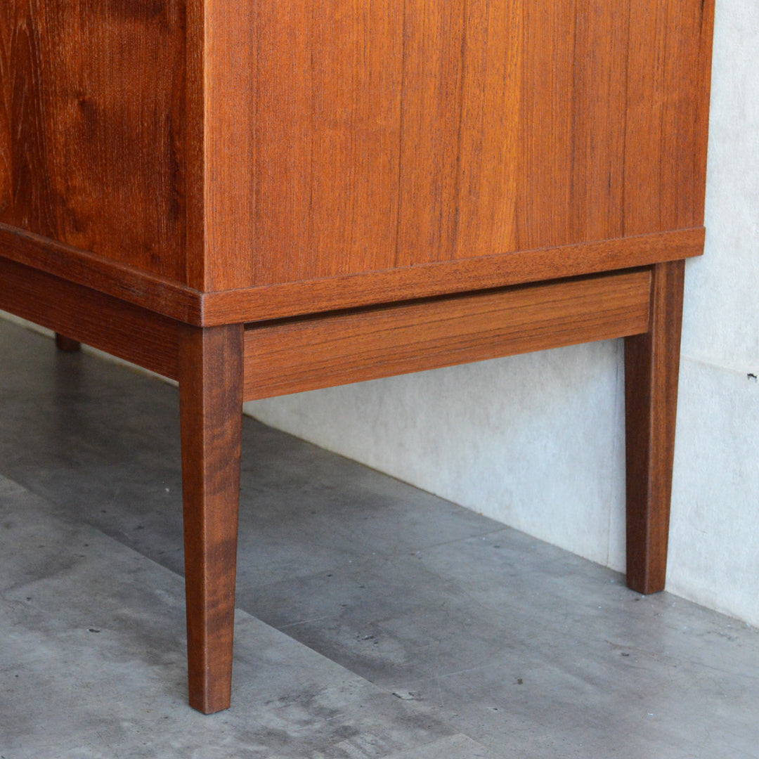 デンマーク ヴィンテージ チーク キャビネット/サイドボード 3-62