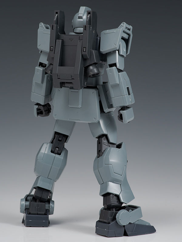 HGUC 陸戦型ジム（スレイヴ・レイス隊仕様）［パラシュート・パック