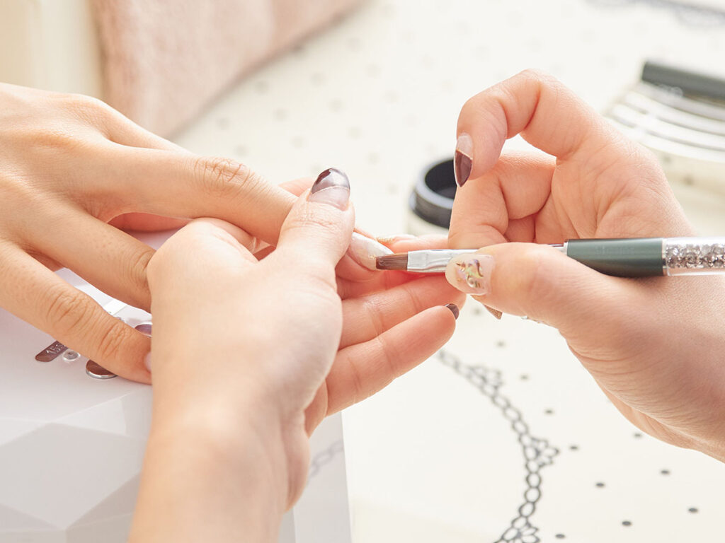 2025 年11月 | ジェルネイル検定初級第二課題の実技試験内容とテーブル