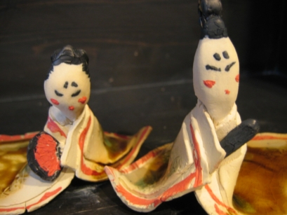 お雛様の手作り陶器をプレゼント｜結婚式の両親へのプレゼントなら東京