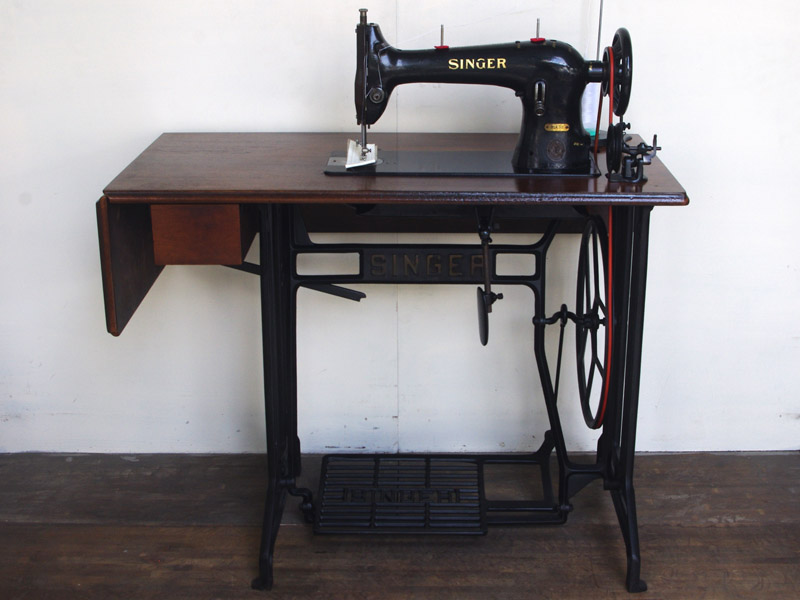 No.422 SINGER 31K32 シンガー製 返し縫付き 工業用足踏みミシン