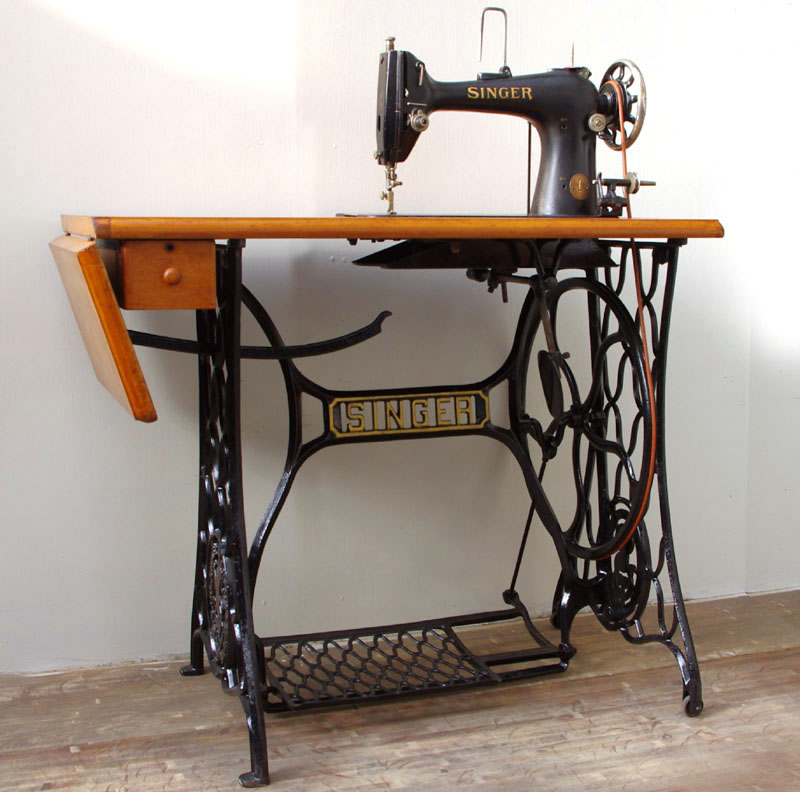 No.309 SINGER 103 シンガー製 職業用足踏みミシン：アンティーク