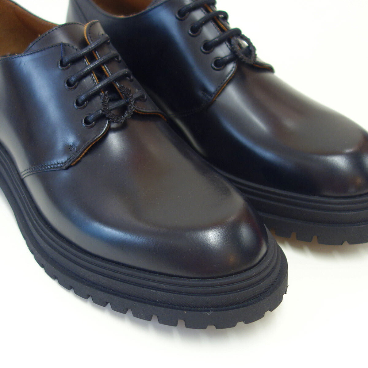 フレッドペリー FRED PERRY B5318 102（ユニセックス）Fred Perry