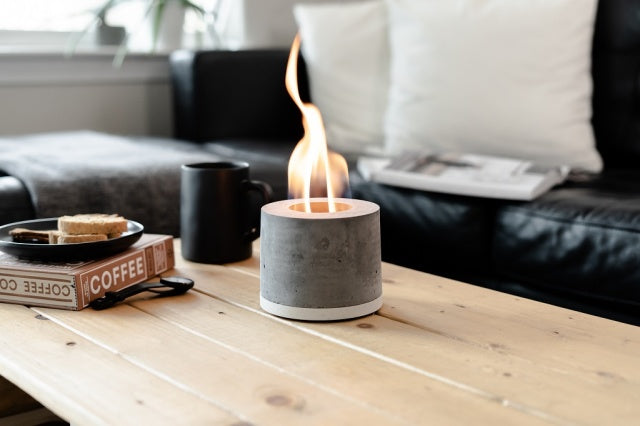 フリッカーファイヤー購入：焚き火気分を簡単に「炎と暮らす」新発想の