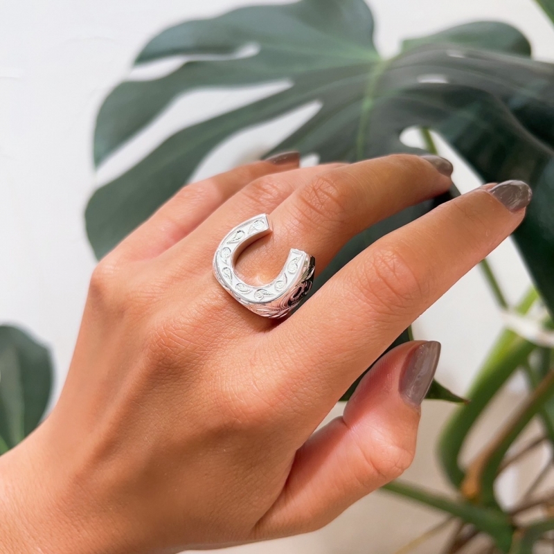 ハワイアンジュエリー/Silver925/レイズドホースシューリング