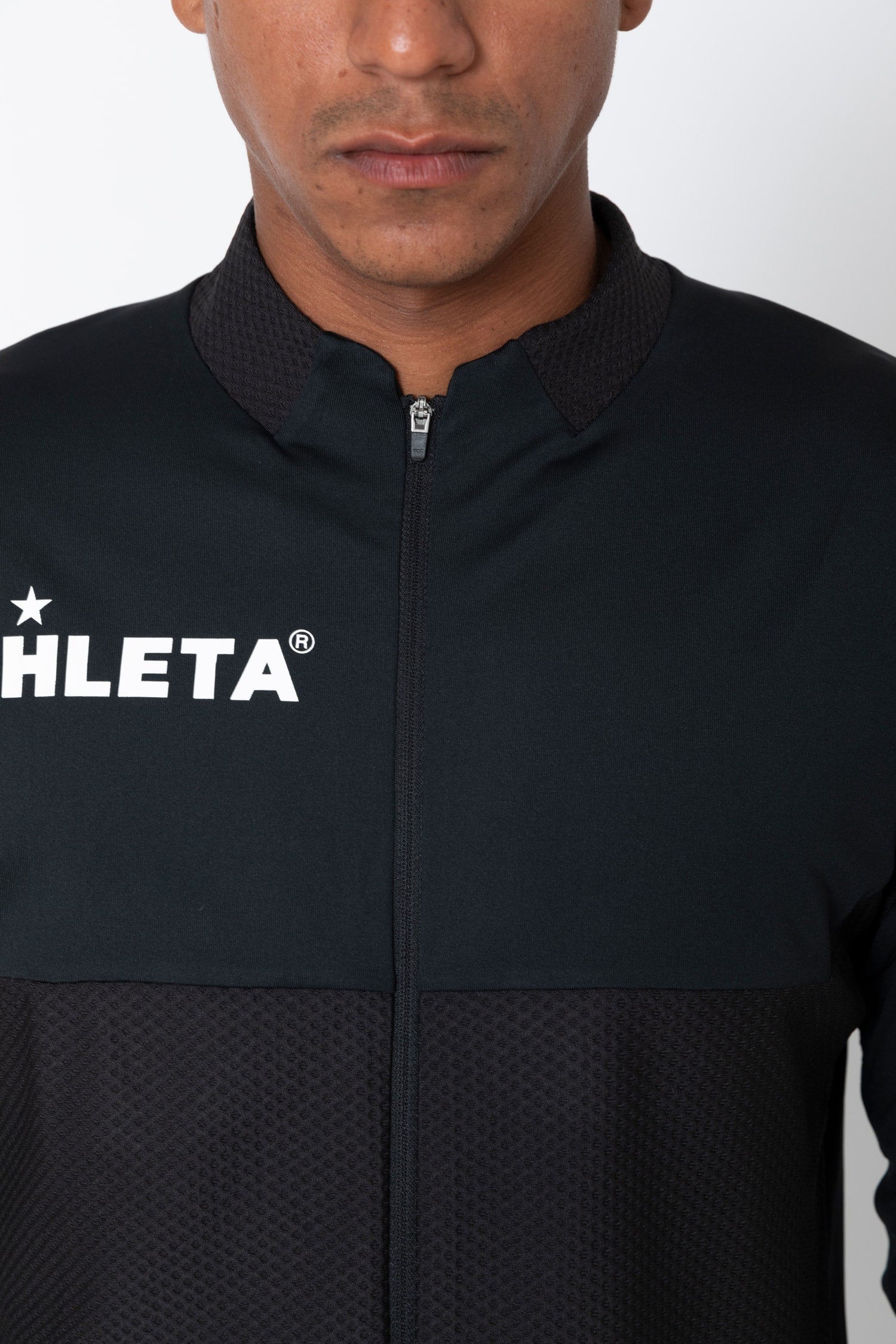 チーム対応トレーニングトップ