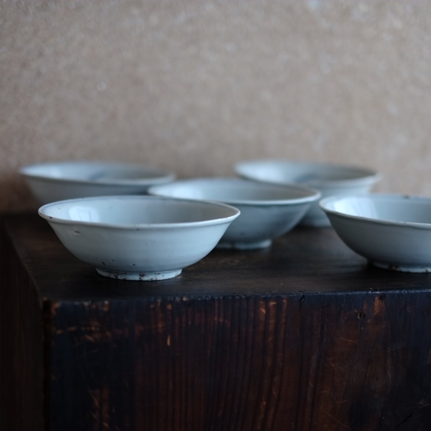 古染付 青花 蘭図深鉢皿 (明朝末期-清朝初期) – 逢季荘