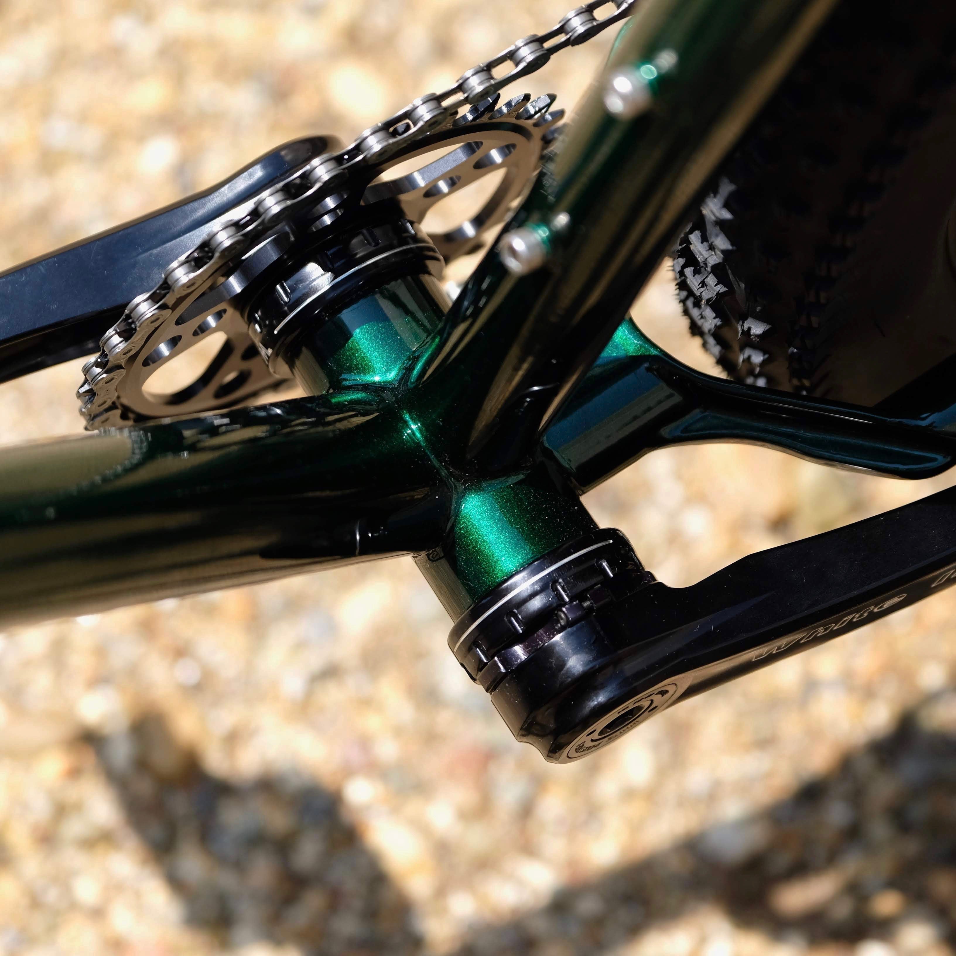 WHITE INDUSTRIES BSA Bottom Bracket 30mm