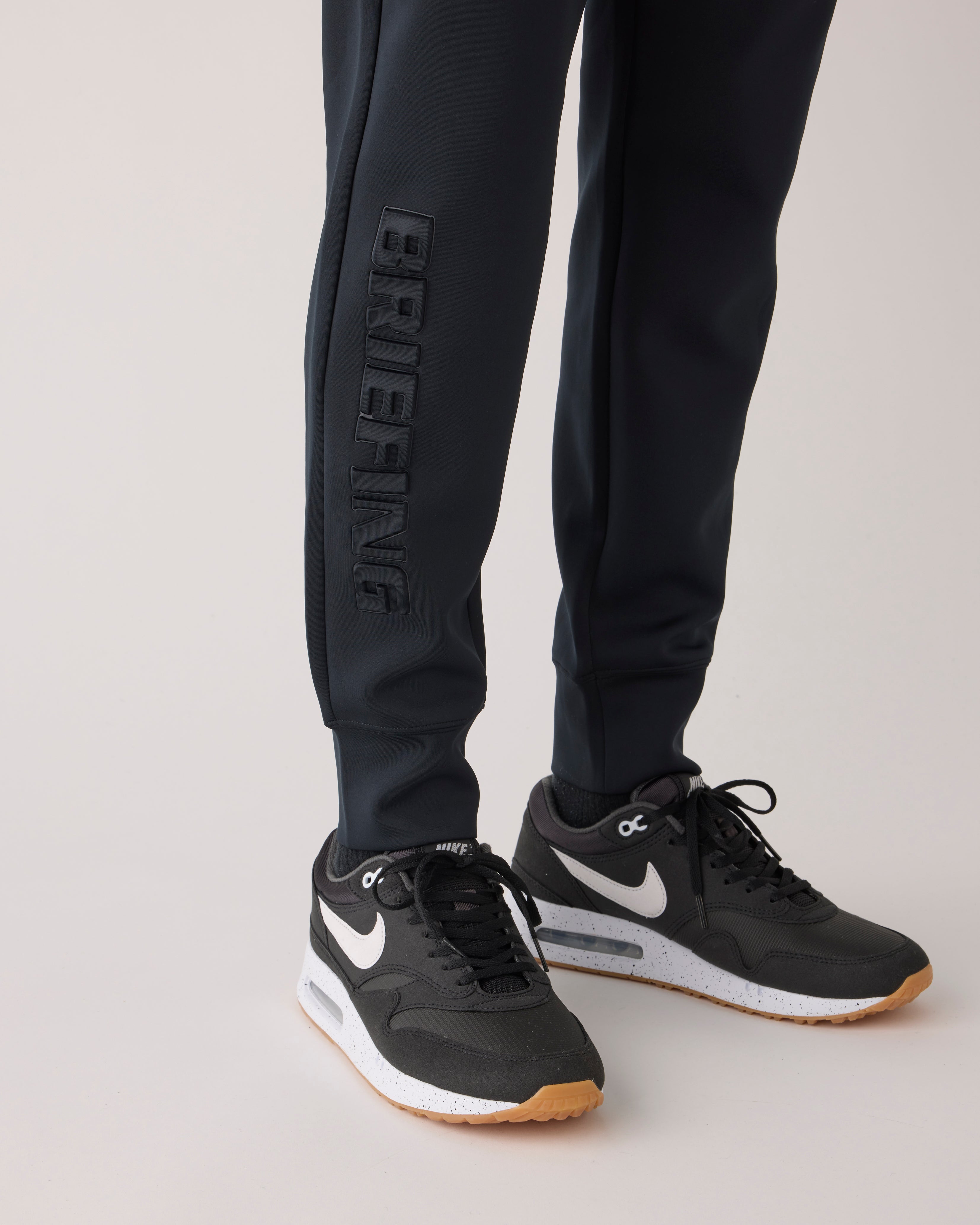 ブリーフィングゴルフ】MS 3D ロゴ ジョガー パンツ – GQ SHOP