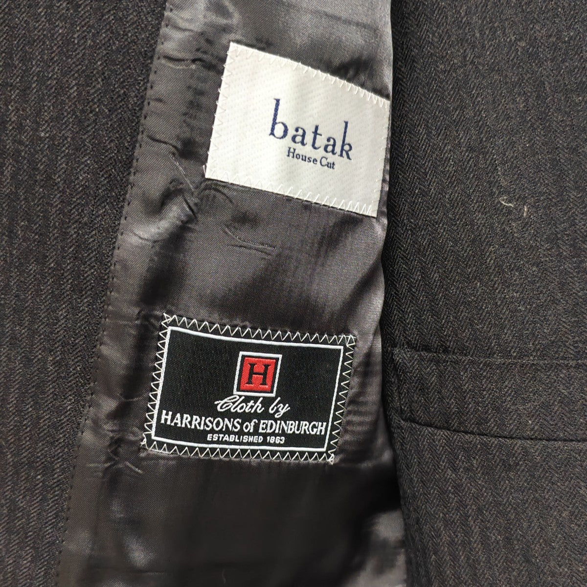 batak house cut(バタクハウスカット) 3ピース スーツ Harrisons of