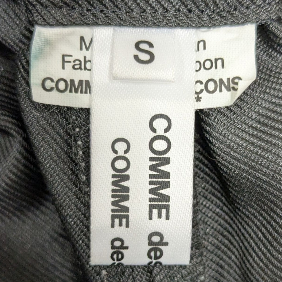 COMME des GARCONS COMME des GARCONS(コムデギャルソン