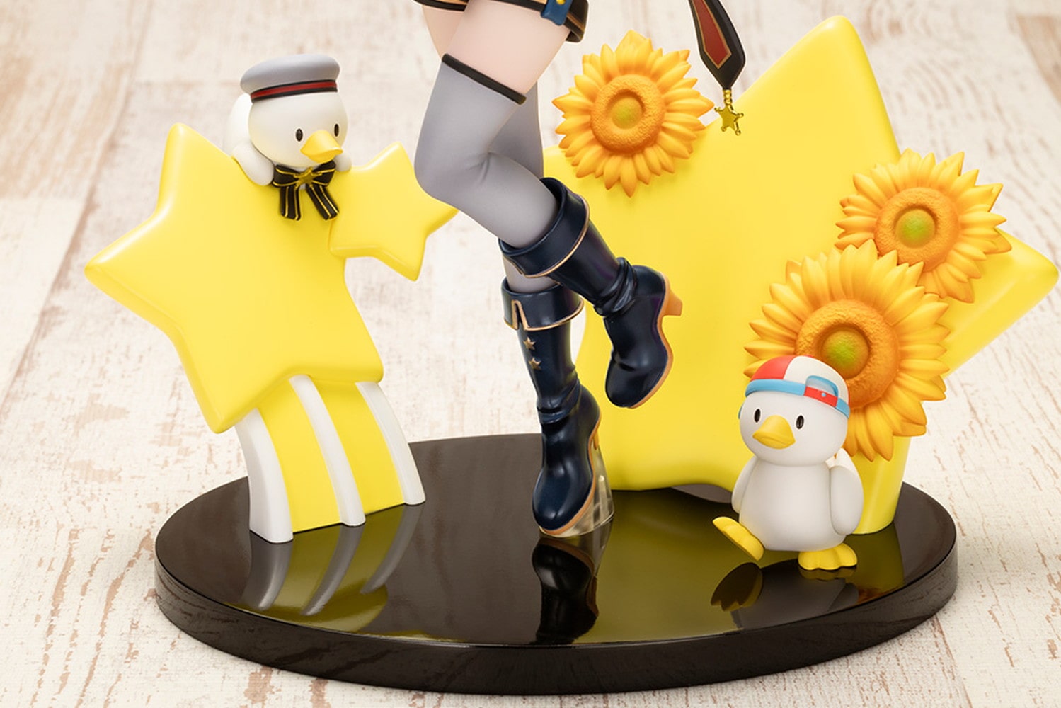 限定特典付き】大空スバル ～サスペンダー衣装Ver.～｜コトブキヤ