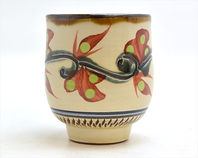 和雑貨 四季彩堂 オンラインショップ / やちむん 赤絵湯呑(大)