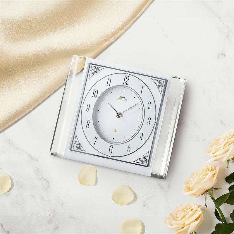 セイコー エムブレム 置き時計 HW565W クオーツ 電池式 クロック