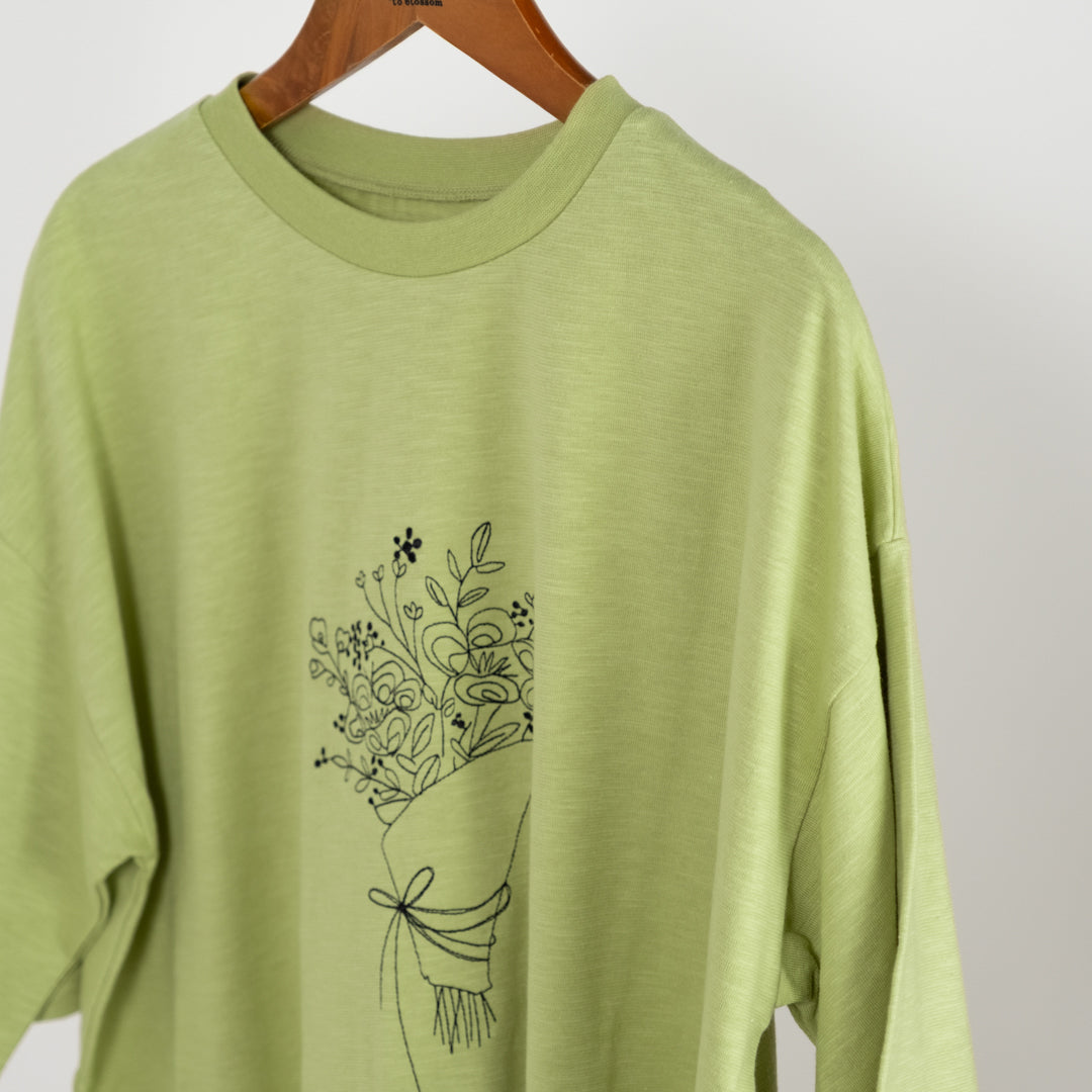 ブーケ線画刺しゅうチュニックTシャツ – to blossom