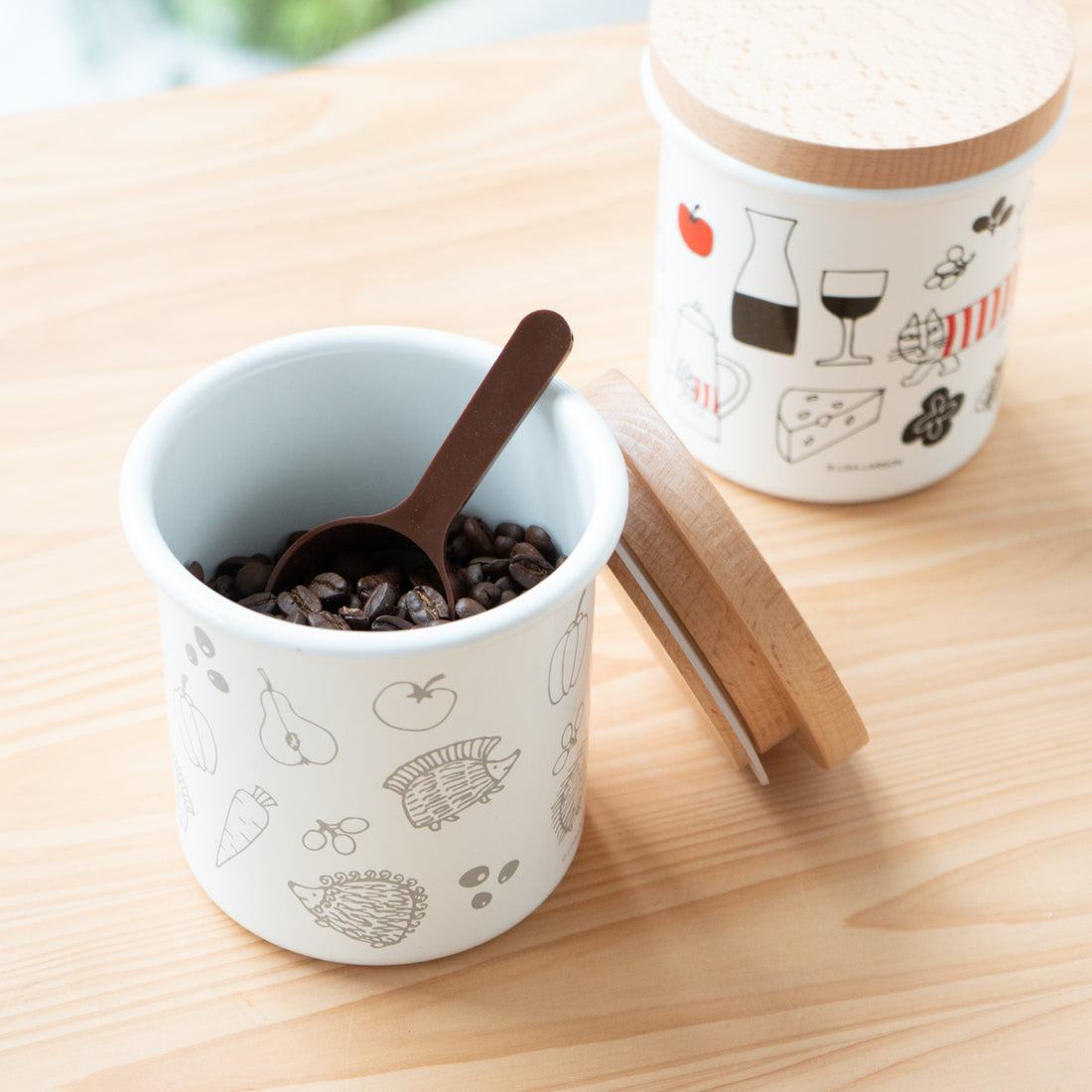 琺瑯キャニスター（はりねずみキッチン）