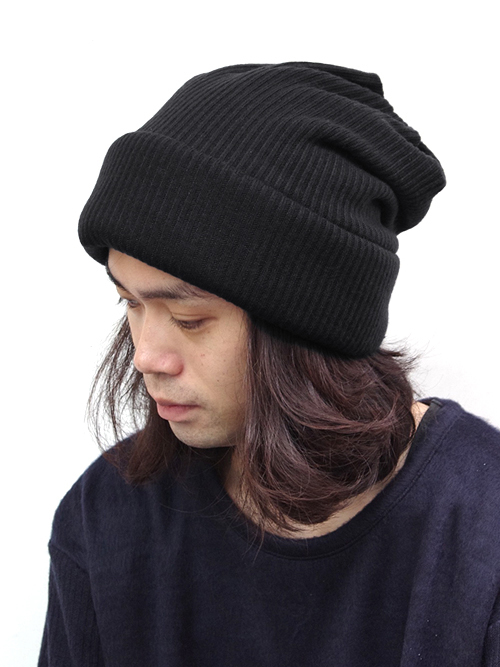 Edwina Horl // KNIT CAP – SHELTER