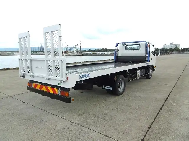 未使用トラックの【新古車専科】特選中古トラック含む在庫500台